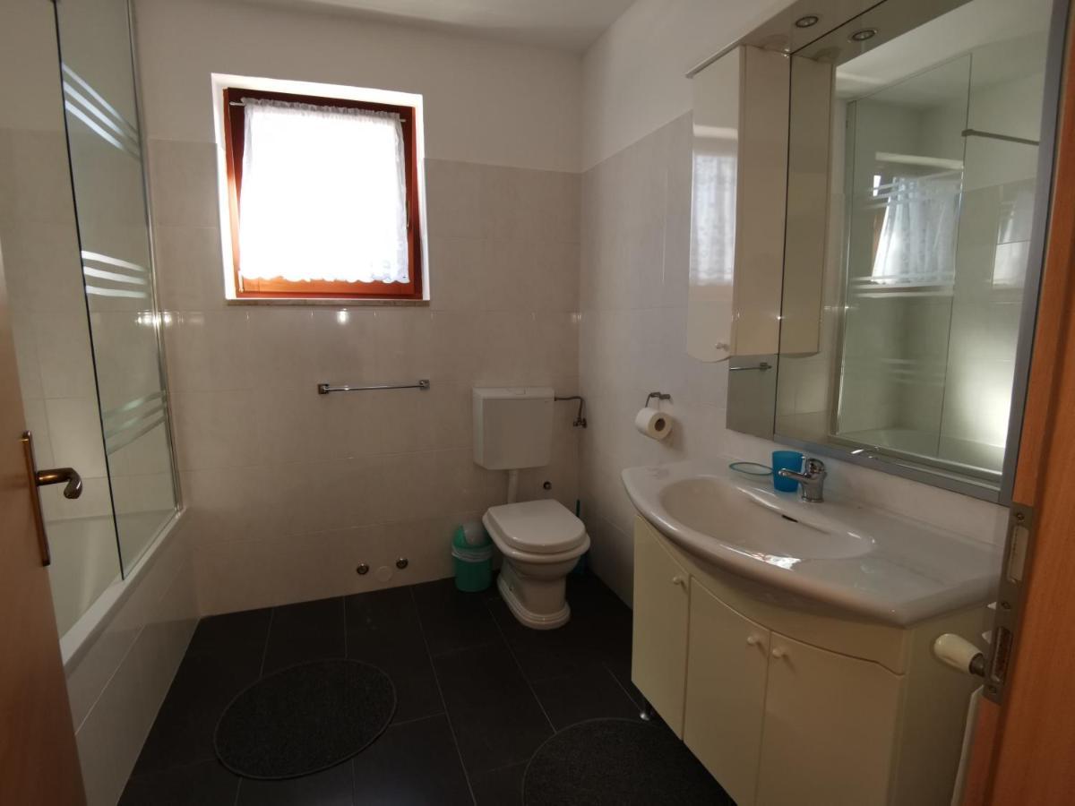 Apartmani Berber Babici Exterior photo