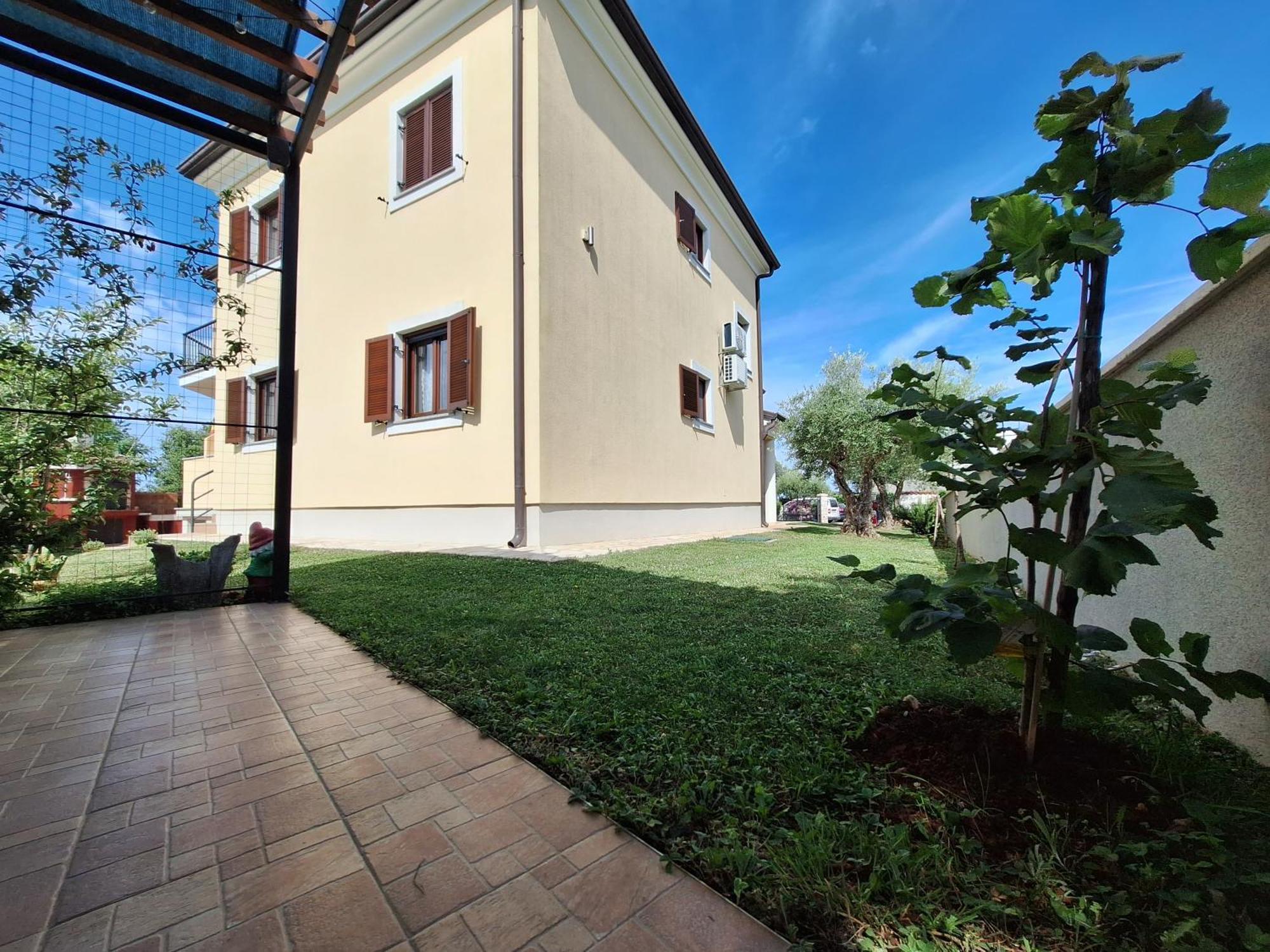 Apartmani Berber Babici Exterior photo